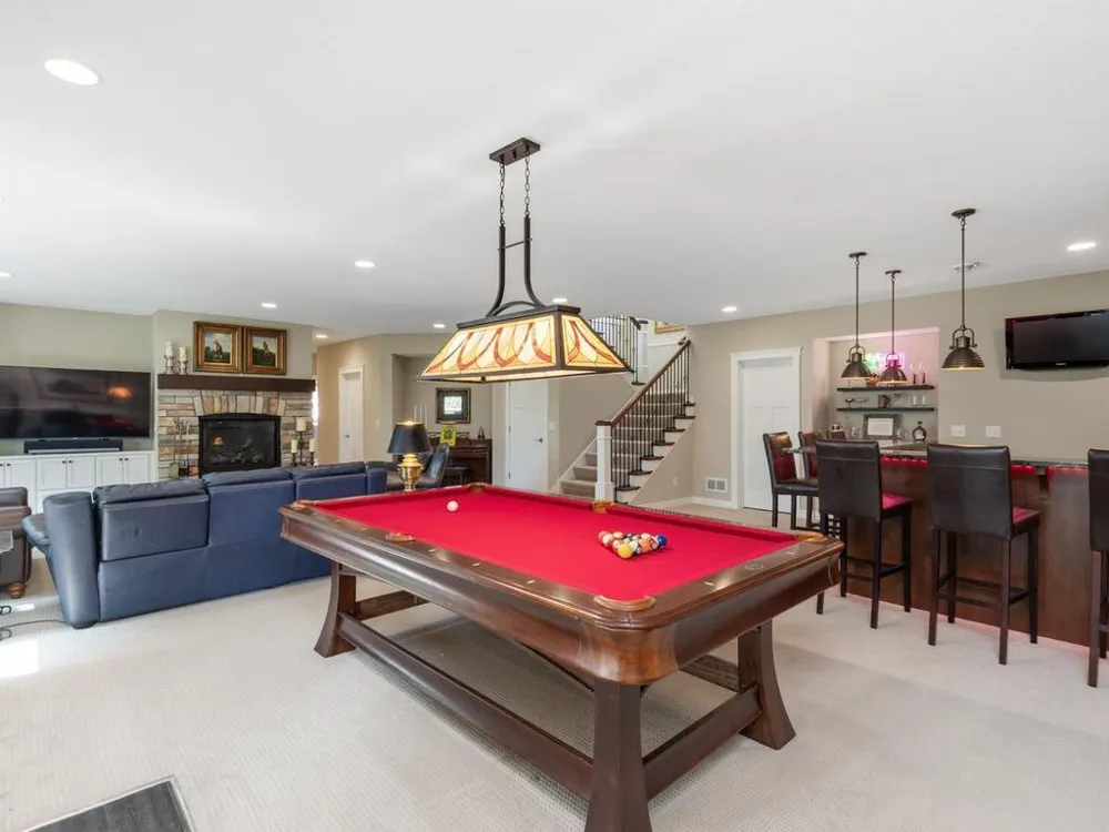 1784 86th Court E Inver Grove Heights, MN 55077