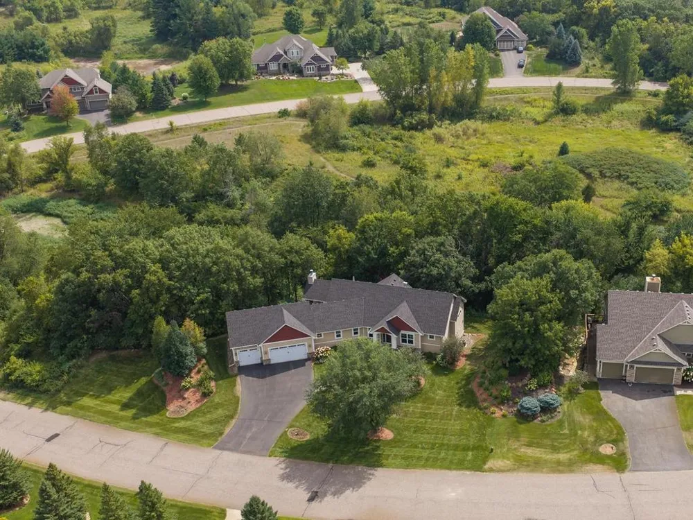1784 86th Court E Inver Grove Heights, MN 55077