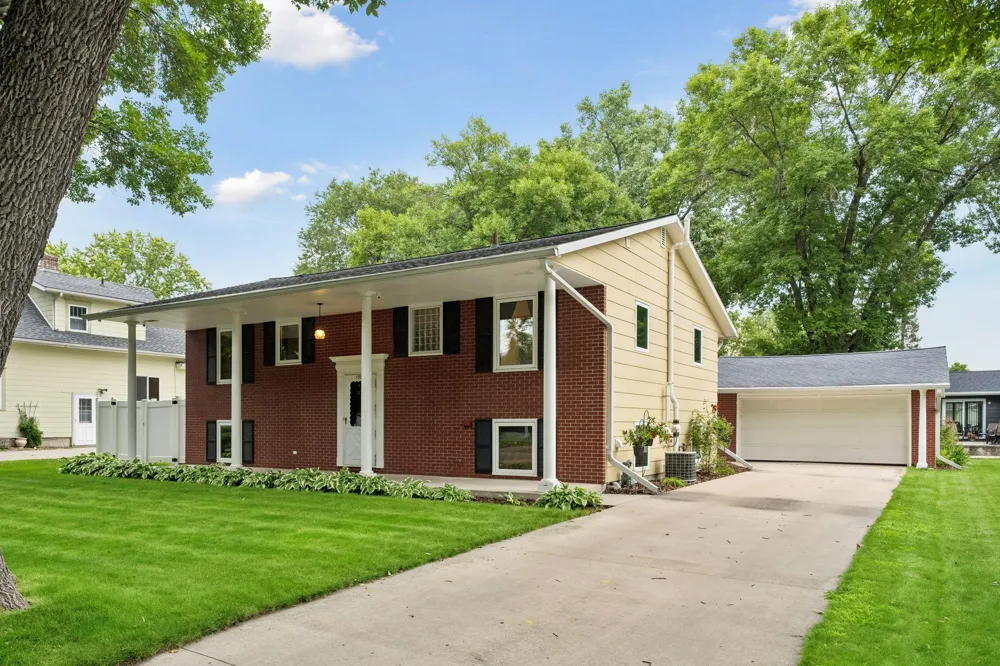 1309 10th Street SW Willmar, MN 56201