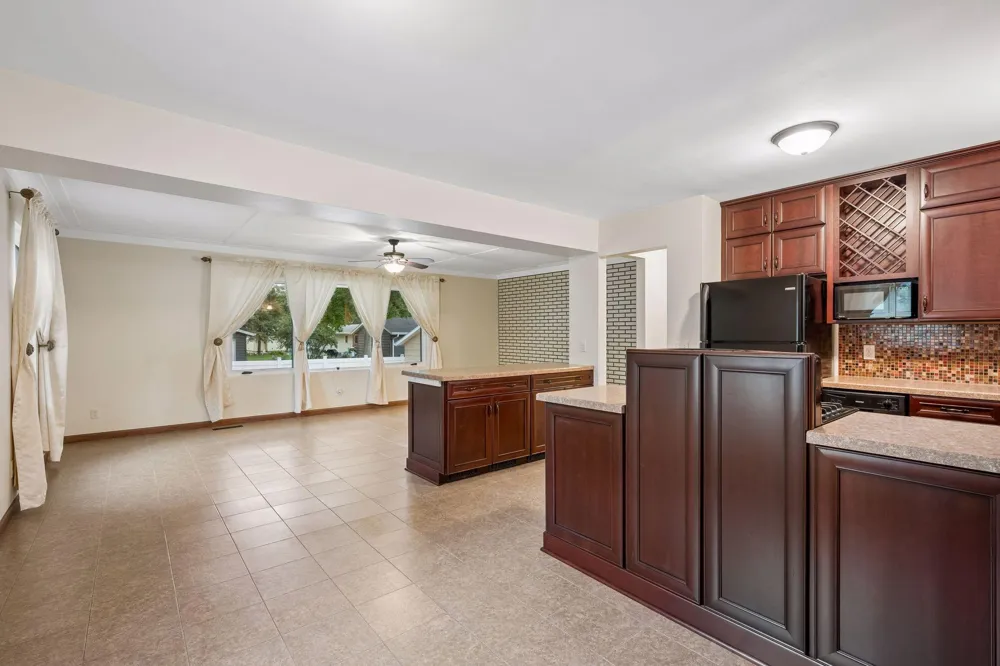 1309 10th Street SW Willmar, MN 56201