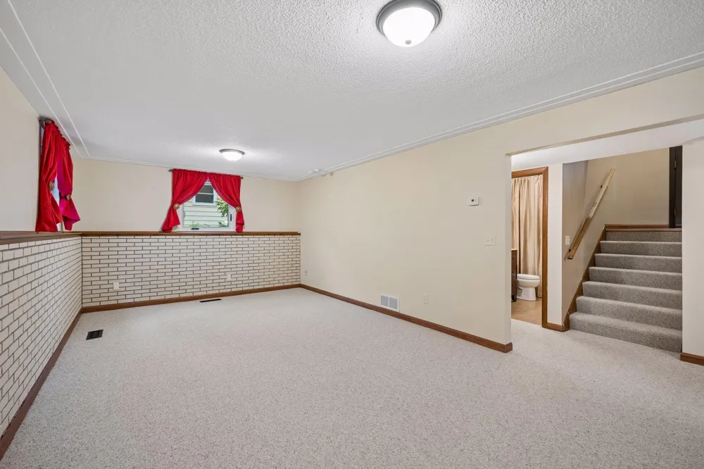 1309 10th Street SW Willmar, MN 56201