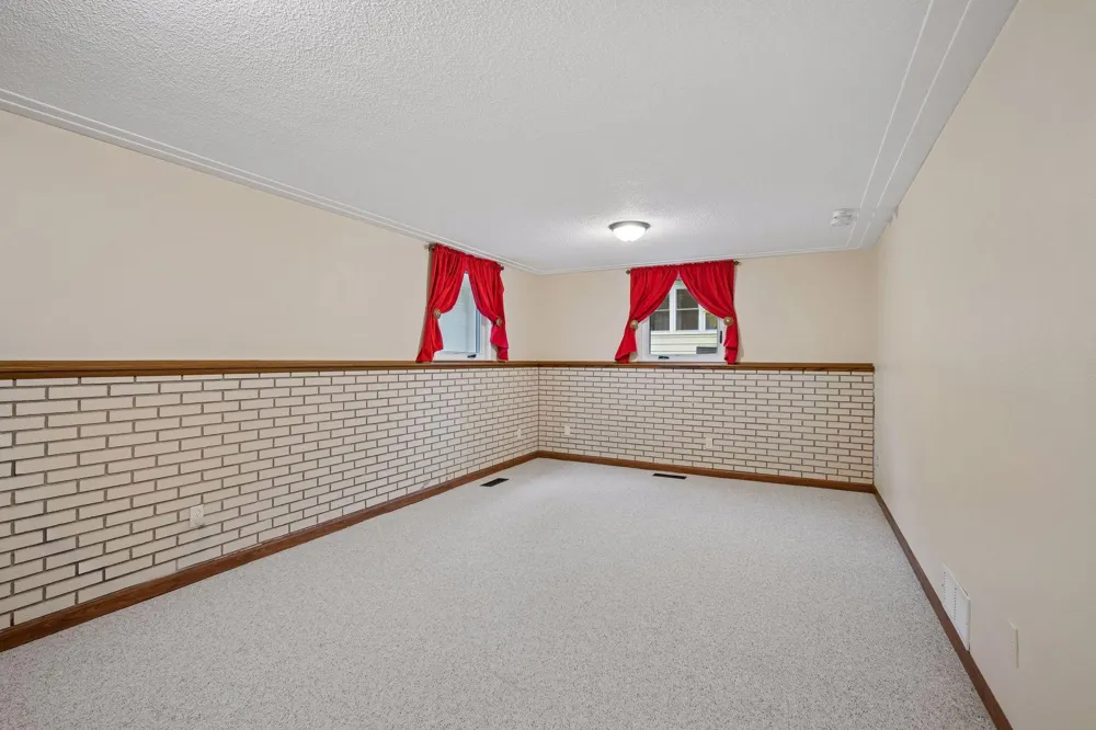 1309 10th Street SW Willmar, MN 56201