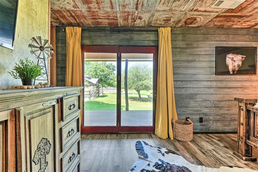 3112 Sunset School Road Sunset, TX 76270