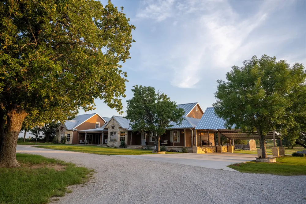 3112 Sunset School Road Sunset, TX 76270