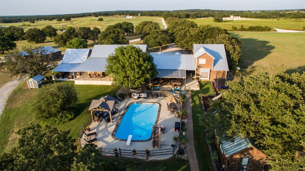 3112 Sunset School Road Sunset, TX 76270