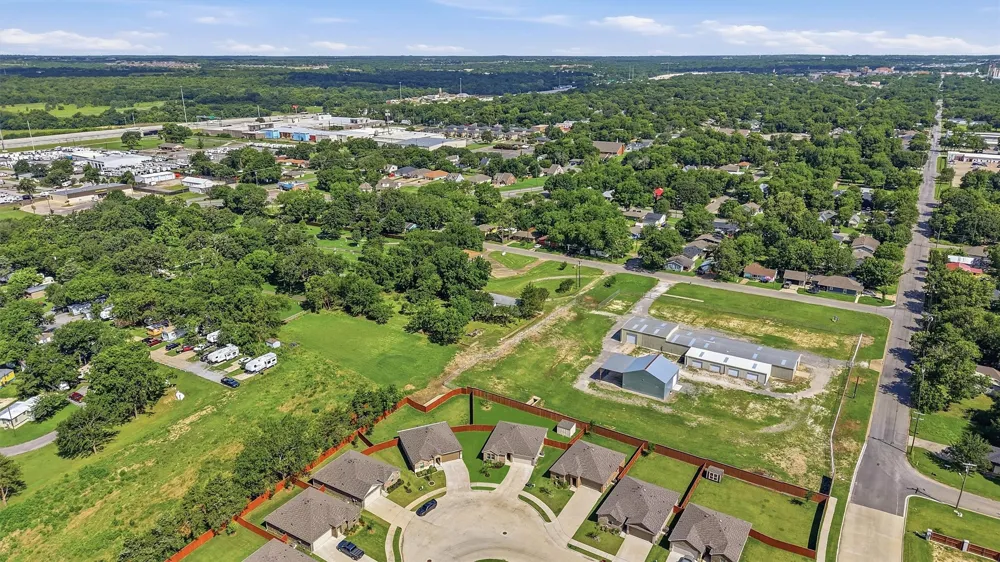201 Volunteer Drive Sherman, TX 75090