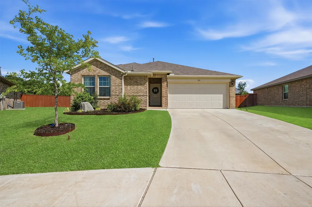 201 Volunteer Drive Sherman, TX 75090