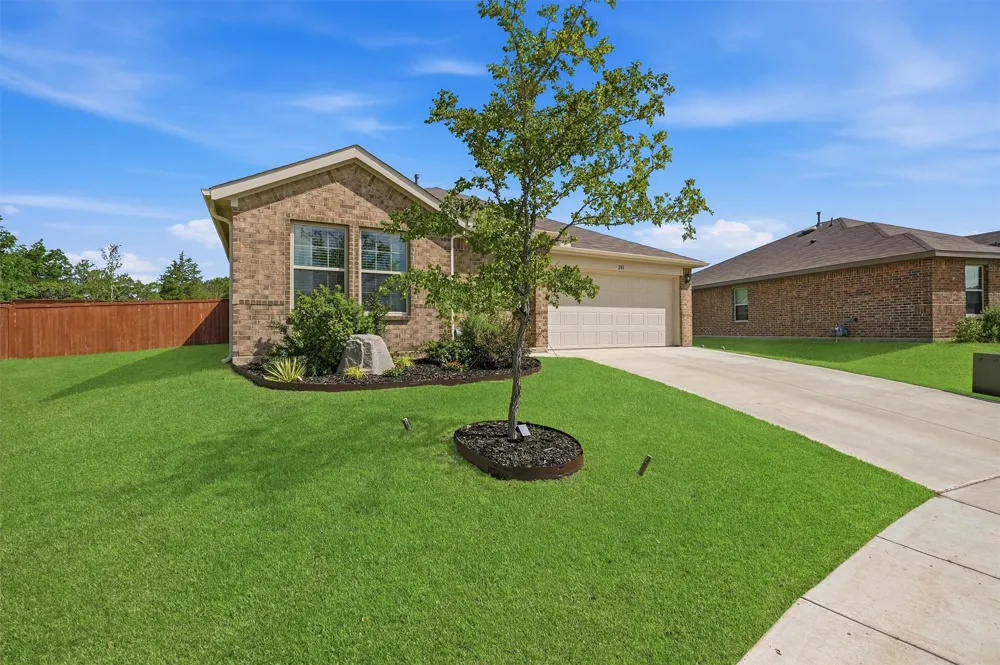 201 Volunteer Drive Sherman, TX 75090