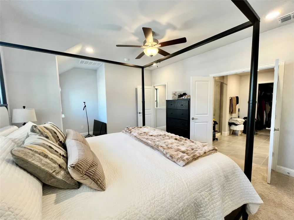 131 Peach Orchard Lane Euless, TX 76040