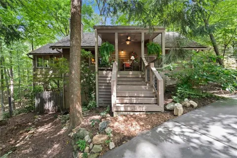 11 Bluebell Circle