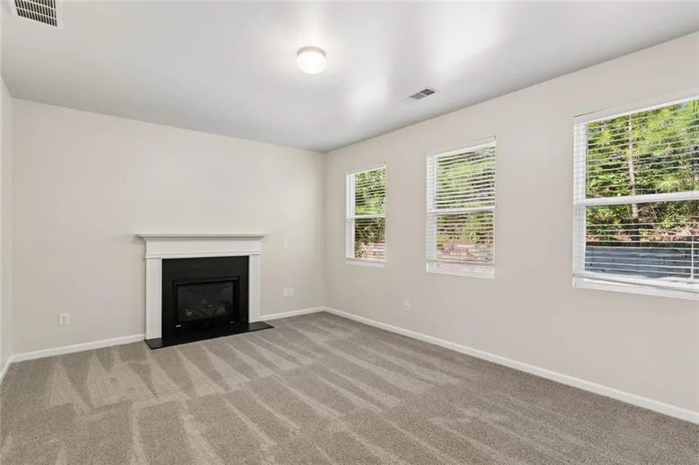 210 W Bridge Park Dallas, GA 30157