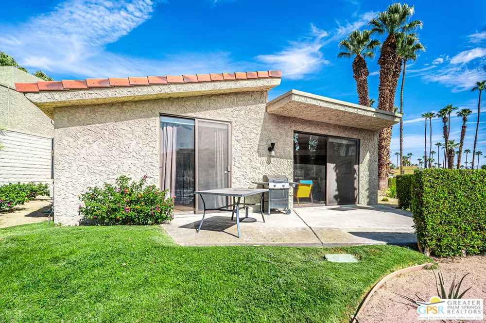 35436 Calle Solana Cathedral City, CA 92234