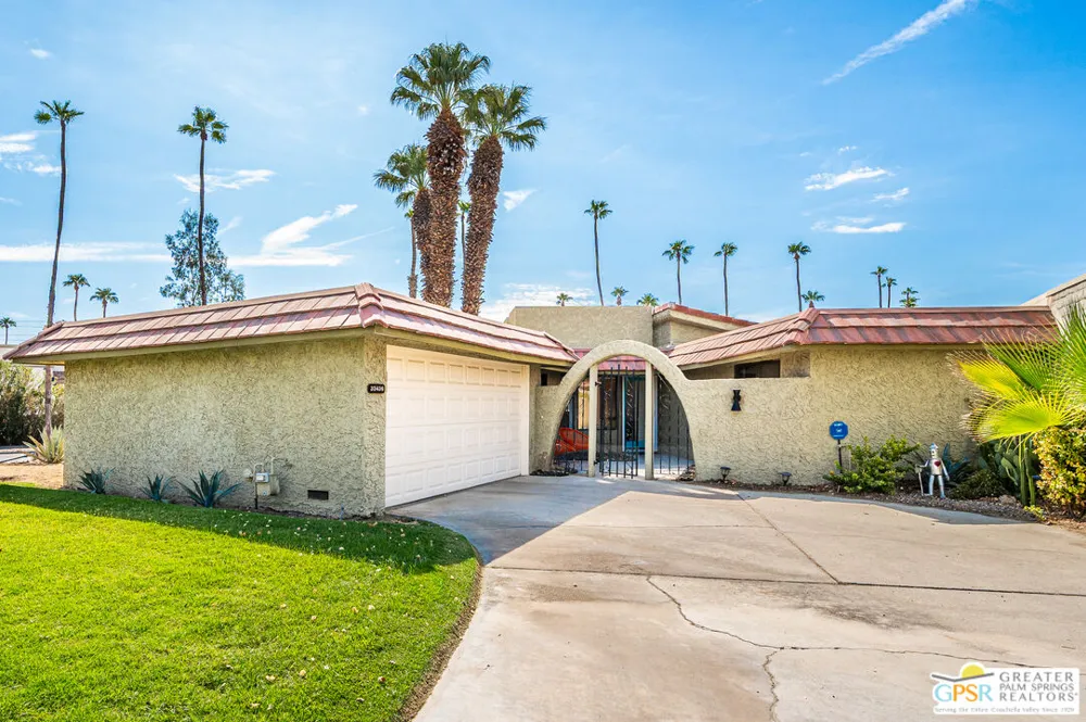 35436 Calle Solana Cathedral City, CA 92234