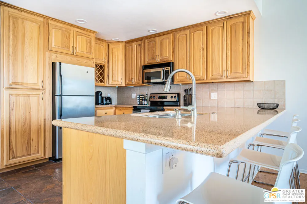 35436 Calle Solana Cathedral City, CA 92234