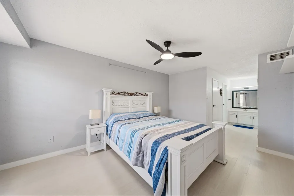 7600 Emmett F Lowry Expressway #806 Texas City, TX 77591