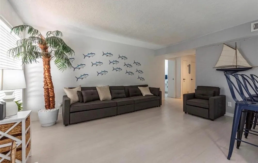 7600 Emmett F Lowry Expressway #806 Texas City, TX 77591
