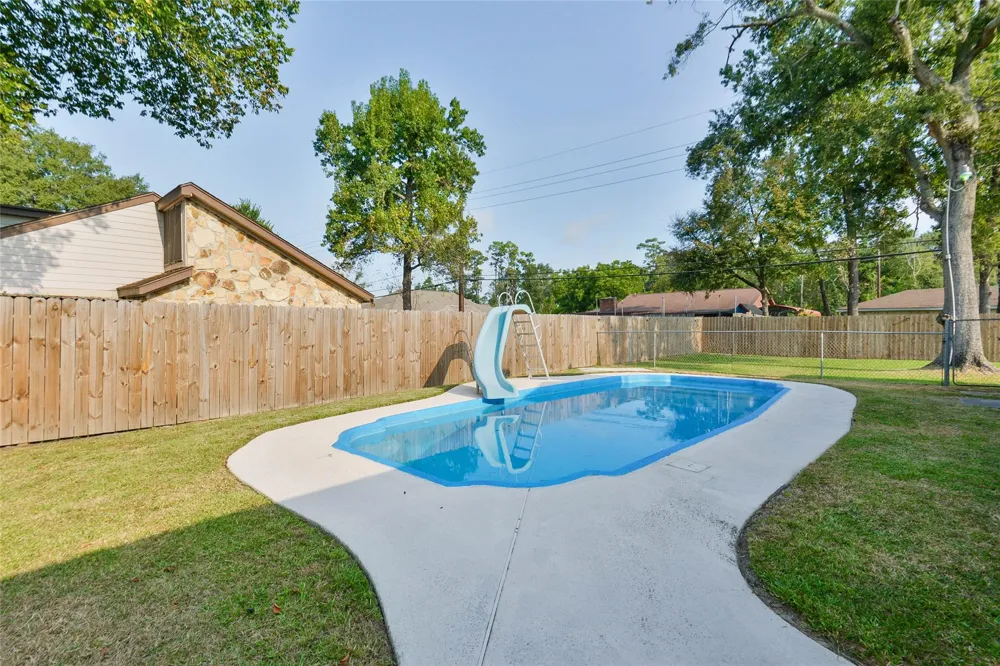 2818 Rapho Street Crosby, TX 77532