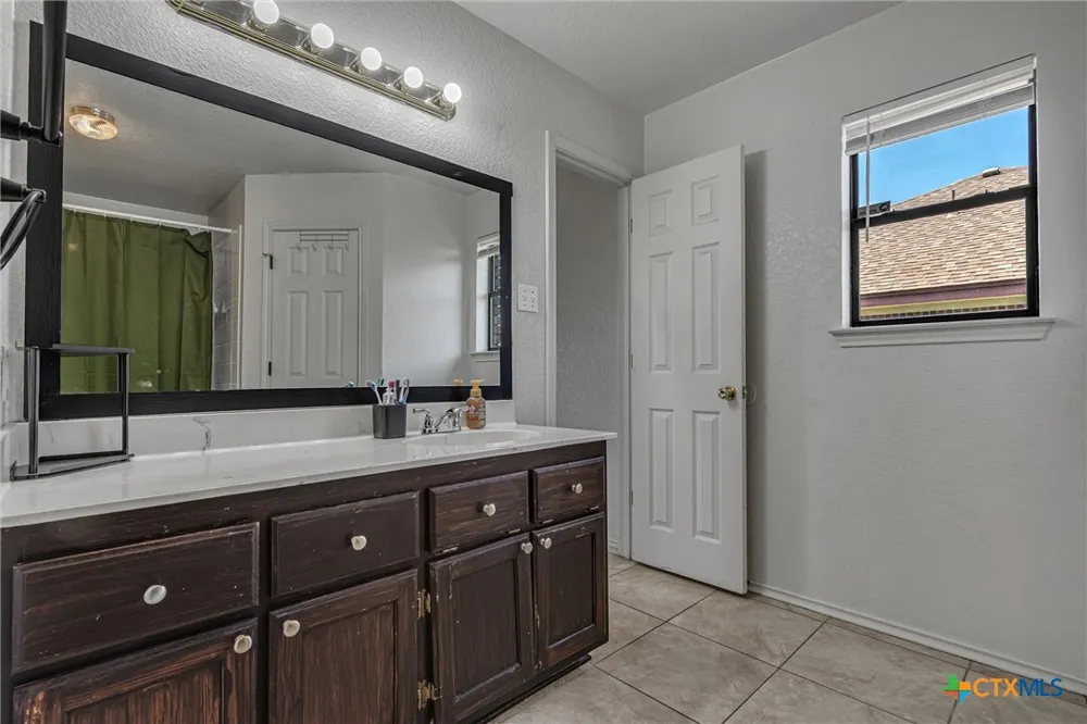 2710 Littlewood Drive Killeen, TX 76549