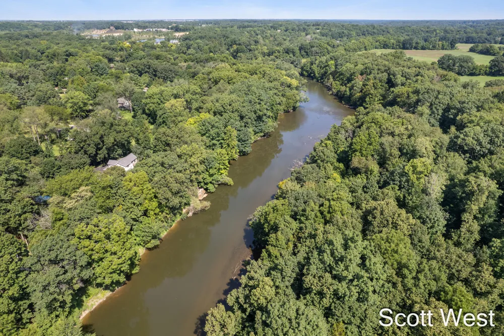 7181 River Glen Drive Caledonia, MI 49316