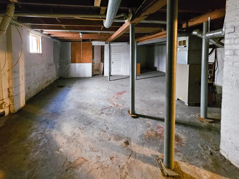 1803 Clinton Street Saginaw, MI 48602