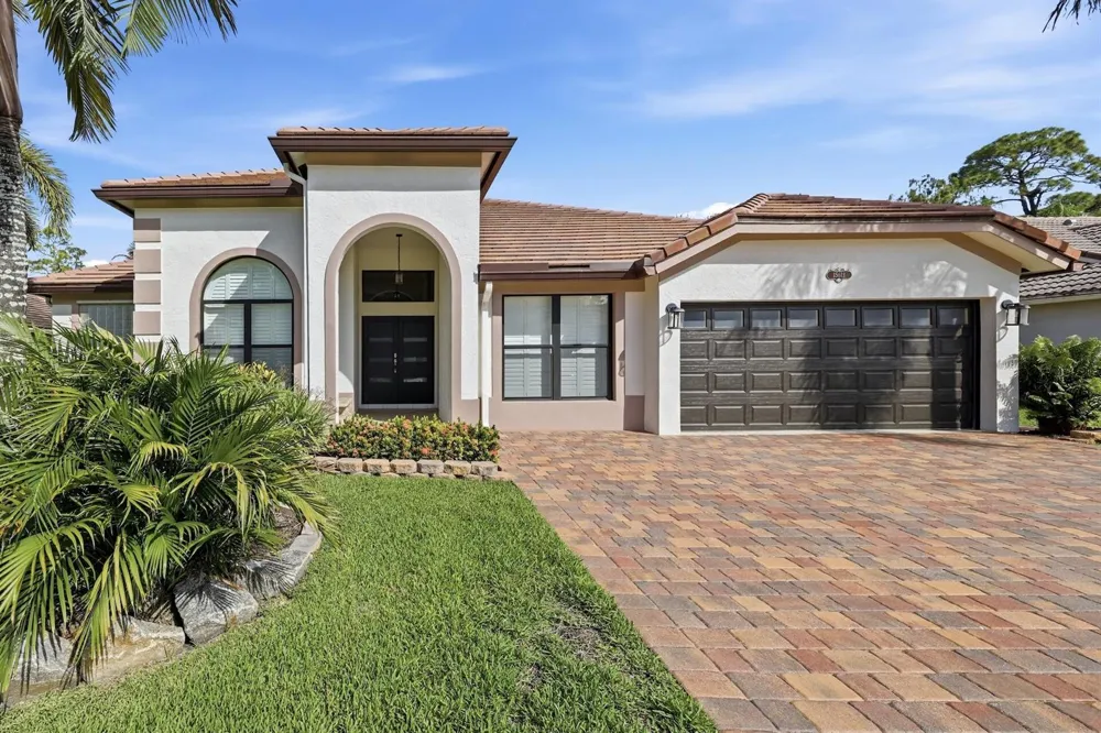 15613 Bent Creek Road Wellington, FL 33414