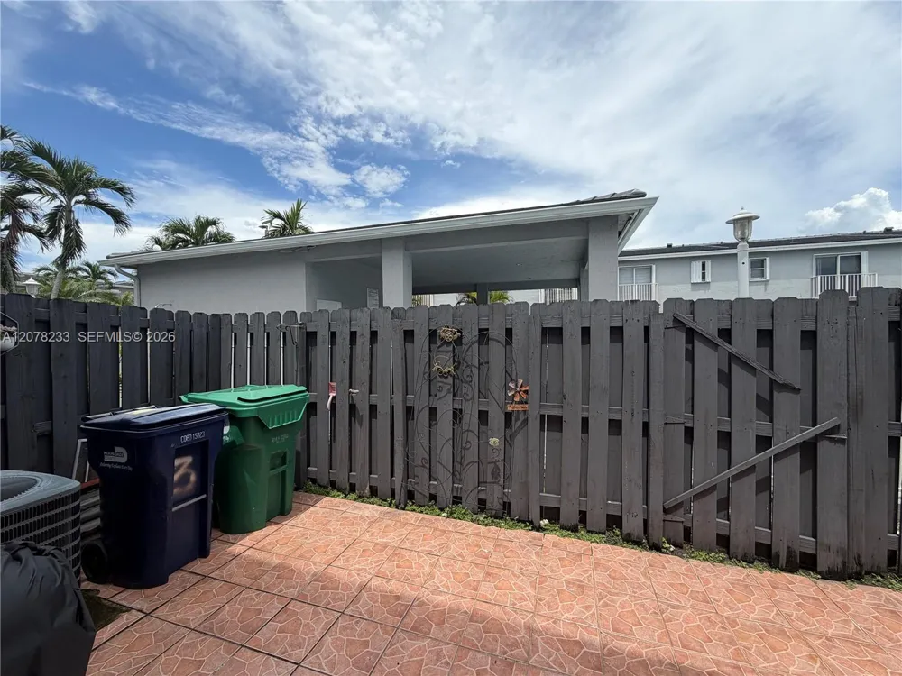 5240 NW 109th Ave #3 Doral, FL 33178