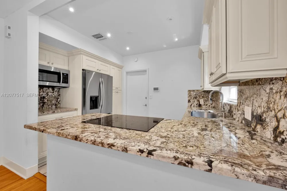 5111 Maggiore St Coral Gables, FL 33146