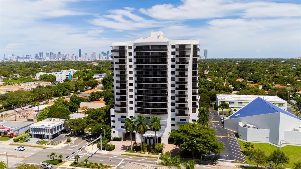 2301 SW 27th Ave #1001 Miami, FL 33145