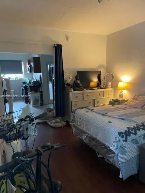 500 14th St #106 Miami Beach, FL 33139