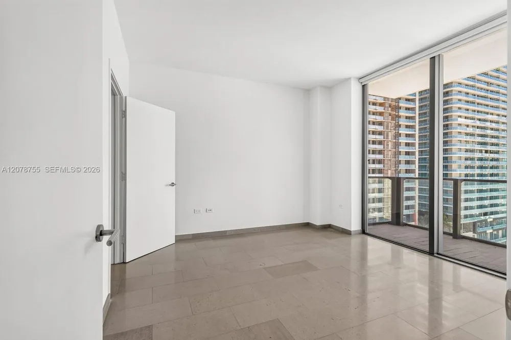88 SW 7th St #1511 Miami, FL 33130