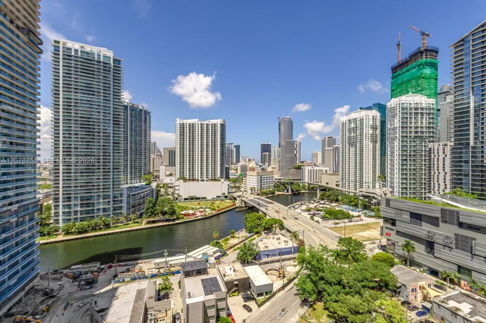 88 SW 7th St #1511 Miami, FL 33130