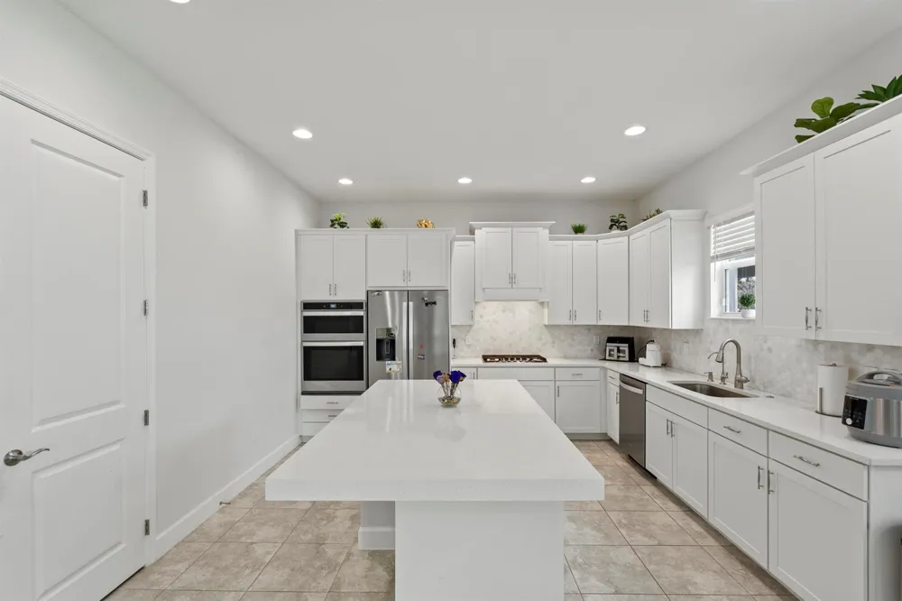 15134 CAMEO COURT 