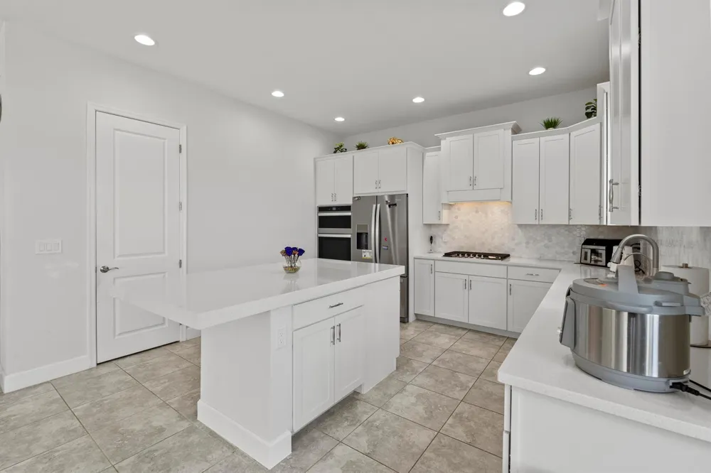 15134 CAMEO COURT 