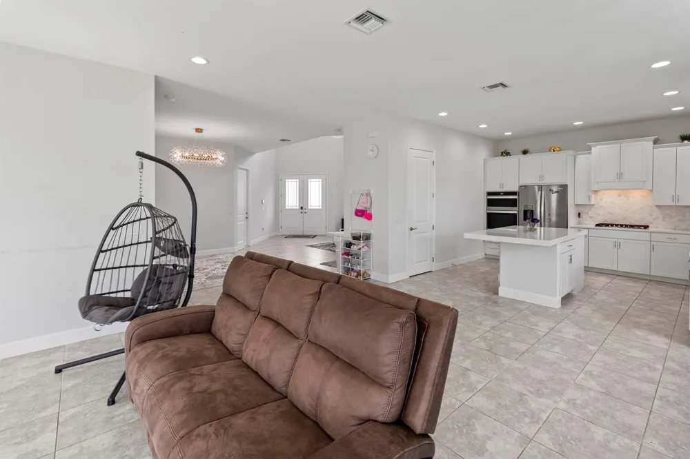 15134 CAMEO COURT 