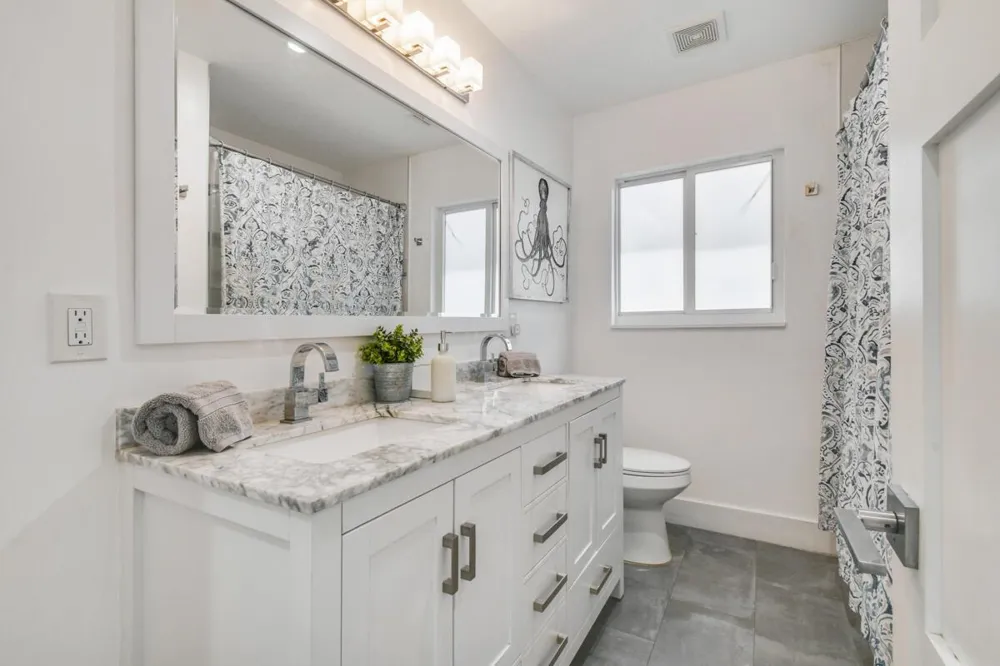 1182 Beach Road Singer Island, FL 33404