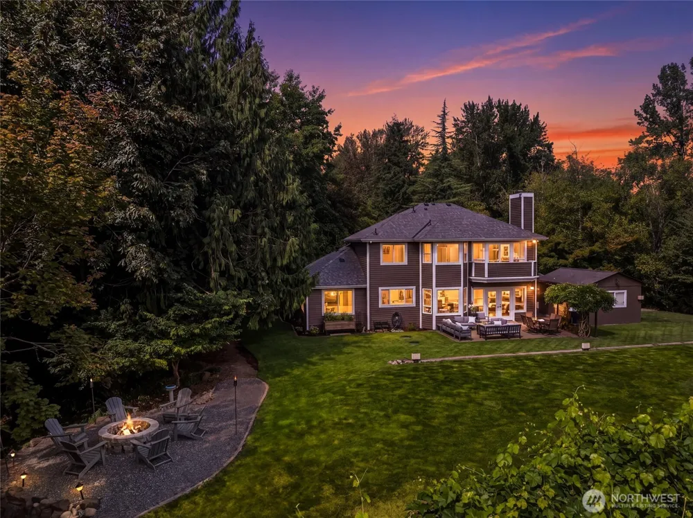 33625 SE 47th Street Fall City, WA 98024