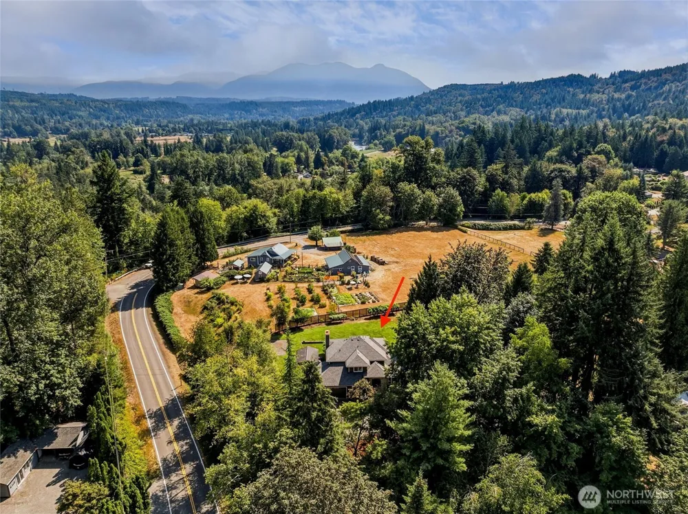 33625 SE 47th Street Fall City, WA 98024