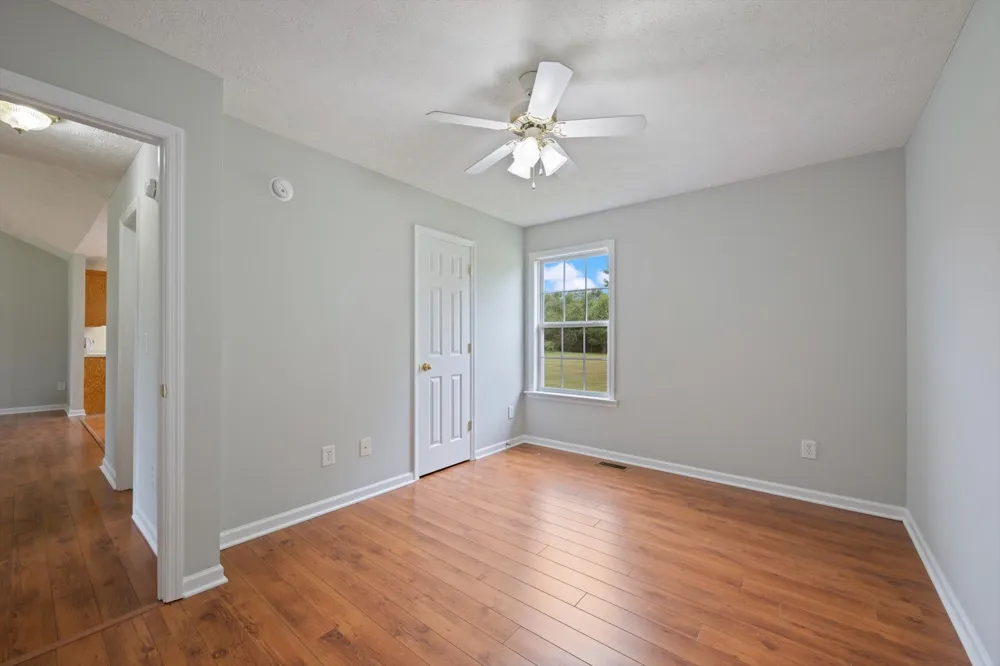 4093 Cameron Ln Chapel Hill, TN 37034