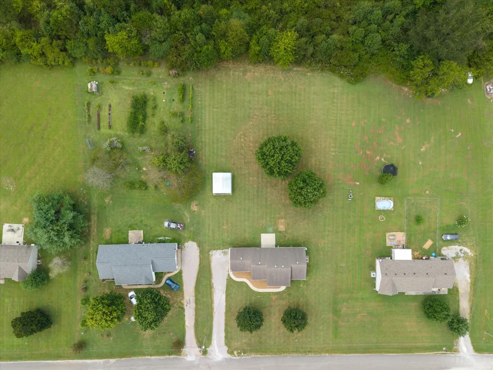 4093 Cameron Ln Chapel Hill, TN 37034
