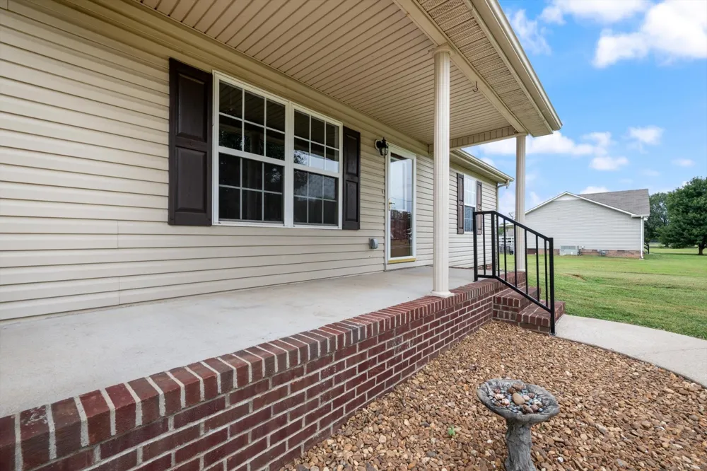 4093 Cameron Ln Chapel Hill, TN 37034