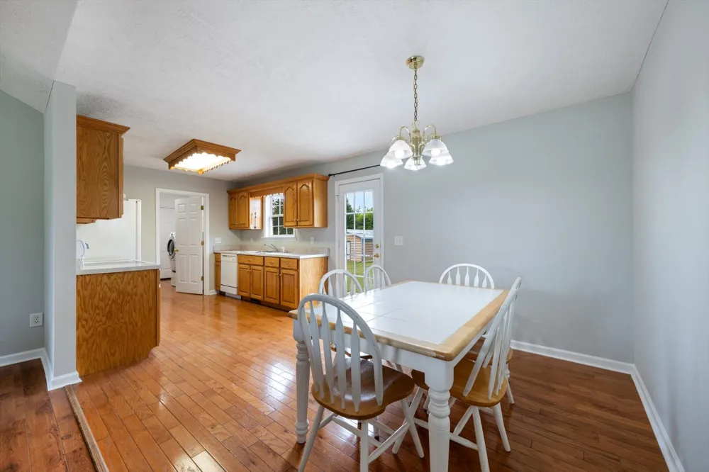 4093 Cameron Ln Chapel Hill, TN 37034