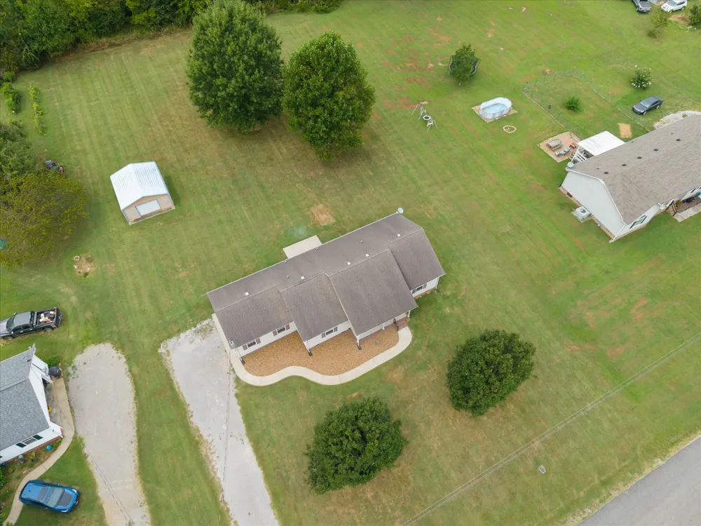 4093 Cameron Ln Chapel Hill, TN 37034