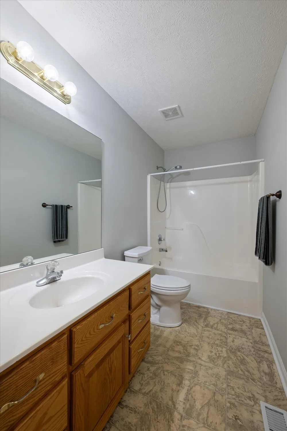 4093 Cameron Ln Chapel Hill, TN 37034
