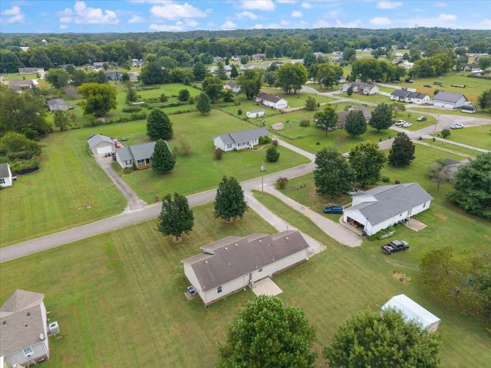 4093 Cameron Ln Chapel Hill, TN 37034