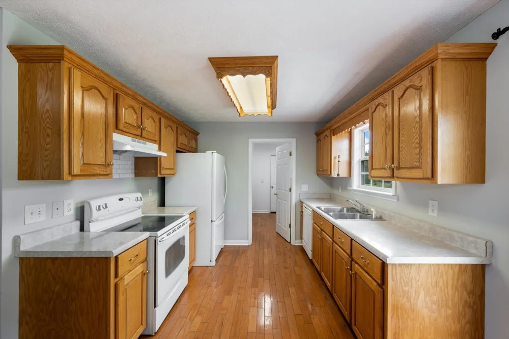 4093 Cameron Ln Chapel Hill, TN 37034