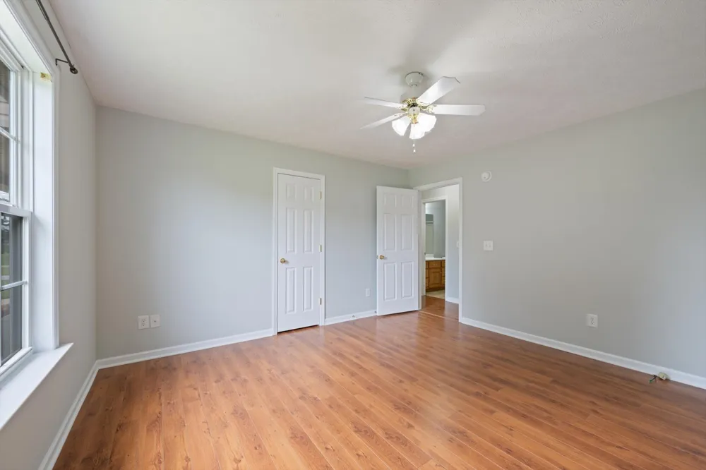 4093 Cameron Ln Chapel Hill, TN 37034