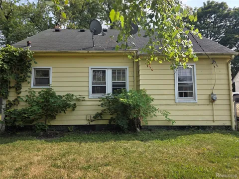 573 E Kennett Road
