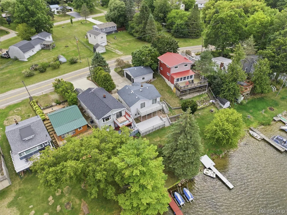2205 Gray Road Oregon Township, MI 48446