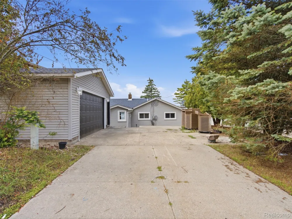2205 Gray Road Oregon Township, MI 48446