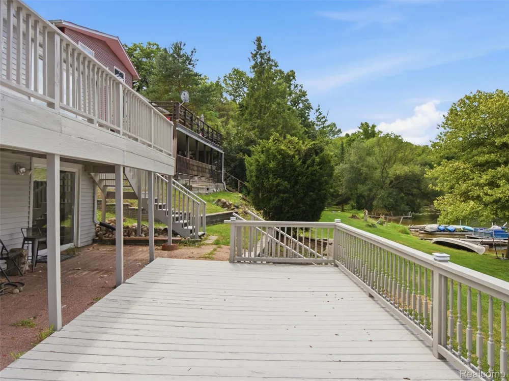 2205 Gray Road Oregon Township, MI 48446